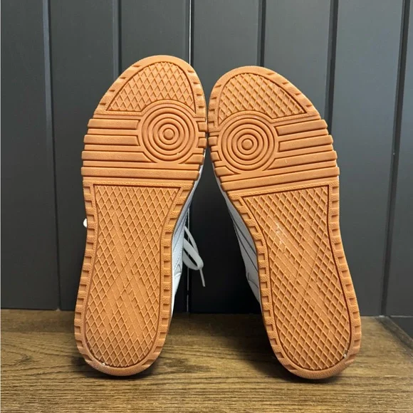 Reebok Women’s Club C Extra Shoes - Picture 7 of 7